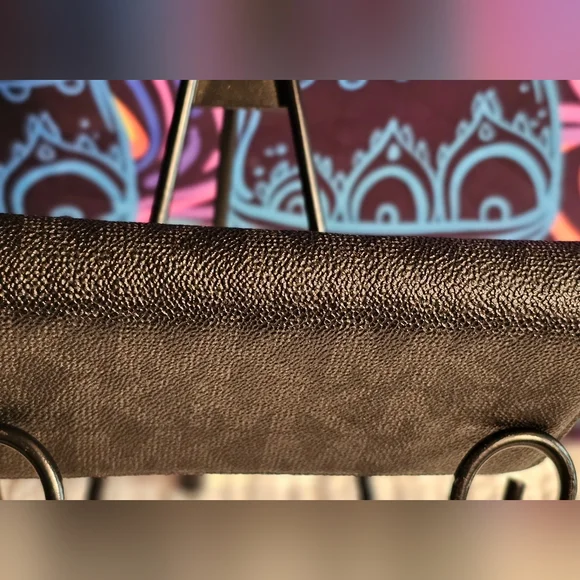 Michael Kors Jet Set Zip Around Textured Black Wallet - Picture 7 of 13